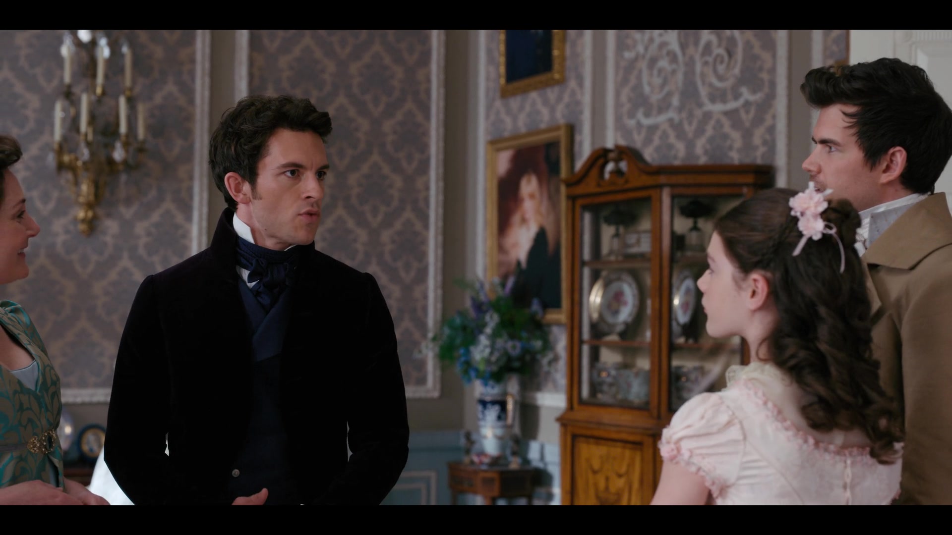 Bridgerton_S02E02_Off_to_the_Races_1080p__0841.jpg Bridgerton_S02E02_Off_to_the_Races_1080p__0841.jpg
