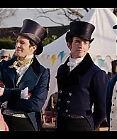 Bridgerton_S02E02_Off_to_the_Races_1080p__1298.jpg