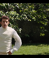 Bridgerton_S02E02_Off_to_the_Races_1080p__3873.jpg