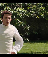 Bridgerton_S02E02_Off_to_the_Races_1080p__3874.jpg