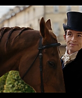 Bridgerton_S02E02_Off_to_the_Races_1080p__4226.jpg