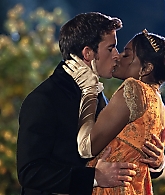Bridgerton_2X08_Stills_2022_281029.jpg