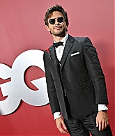 Filename=jonathanbaileyonline_gqmenyear23_arrivals_28629.jpg
Filesize=142KiB
Dimensions=2000x1429
Date added=Jul 10, 2026 jonathanbaileyonline_gqmenyear23_arrivals_28629.jpg
