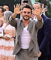 Filename=Arriving_JurrasicWorld_NYCPremiere_JBO_28929.jpg
Filesize=2184KiB
Dimensions=2000x3001
Date added=Sep 15, 2025 Arriving_JurrasicWorld_NYCPremiere_JBO_28929.jpg