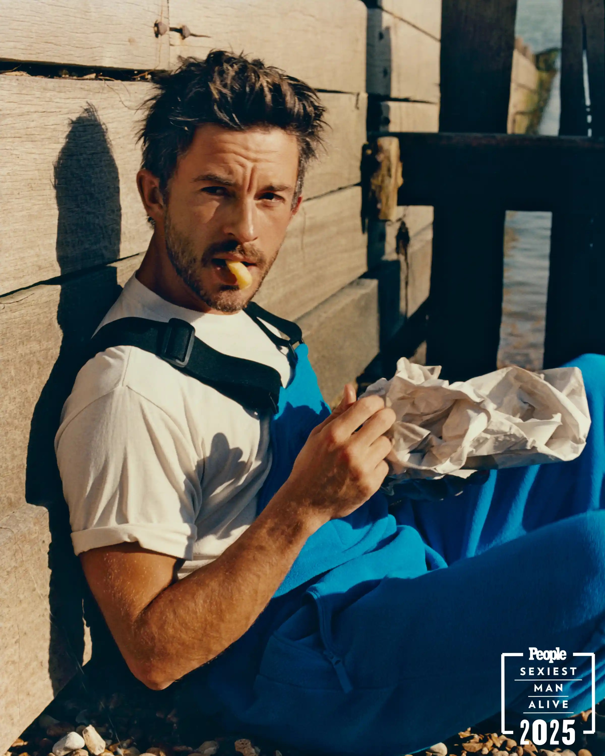 PeopleSexiestManAlive_Issue25_JBO_28129.jpg PeopleSexiestManAlive_Issue25_JBO_28129.jpg