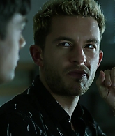 Crashing_S01E01_Episode_1_1080p_2369.jpg